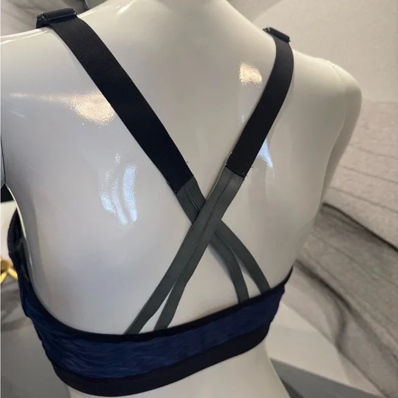 Zip-Front Navy Sports Bra - Picture 3 of 5